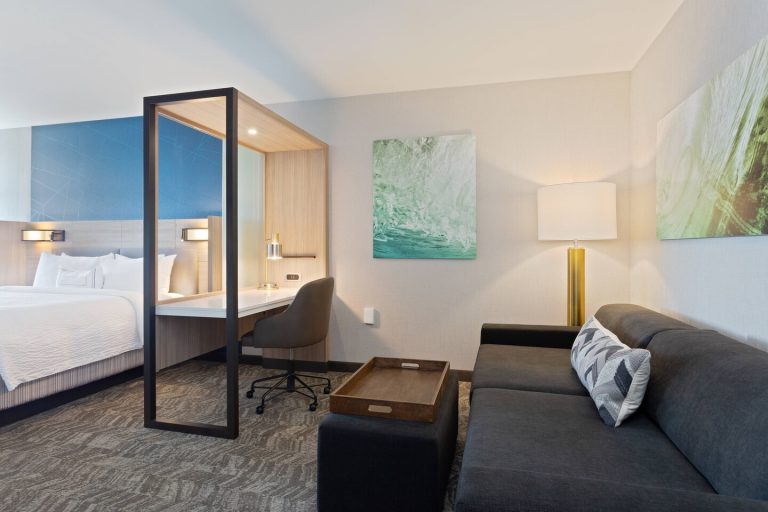 Feaster-Construction-Springhill-Suites-Guest-Room-3