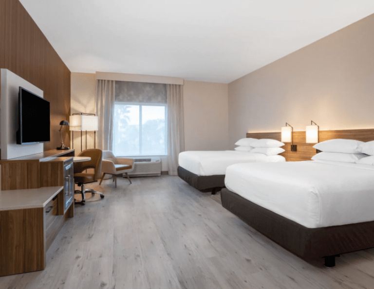 Feaster-Construction-Wyndham-Garden-Guest-Room
