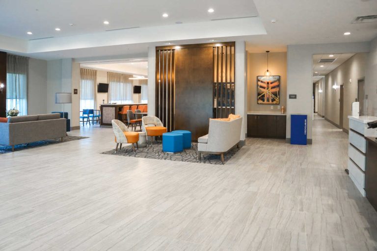 Feasterco-Construction-Comfort-Suites-Lobby