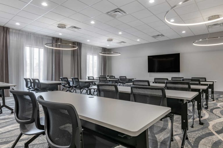 Feasterco-Construction-Comfort-Suites-Meeting-Room-2